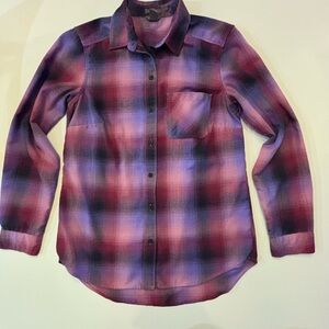 Eddie Bauer Women's size small Purple and Burgundy Plaid Long sleeve button up